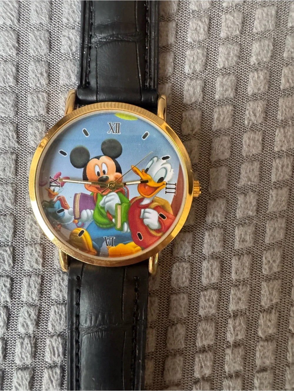 Vintage Disney Mickey Donald Daisy Watch Gold Tone Black Genuine Leather Band
